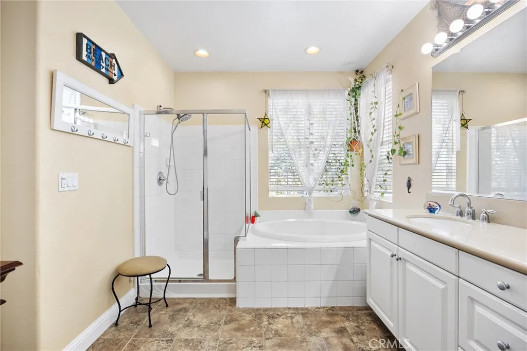 Additional image 76 of 6119 Pilar Way, Bakersfield, CA 93306