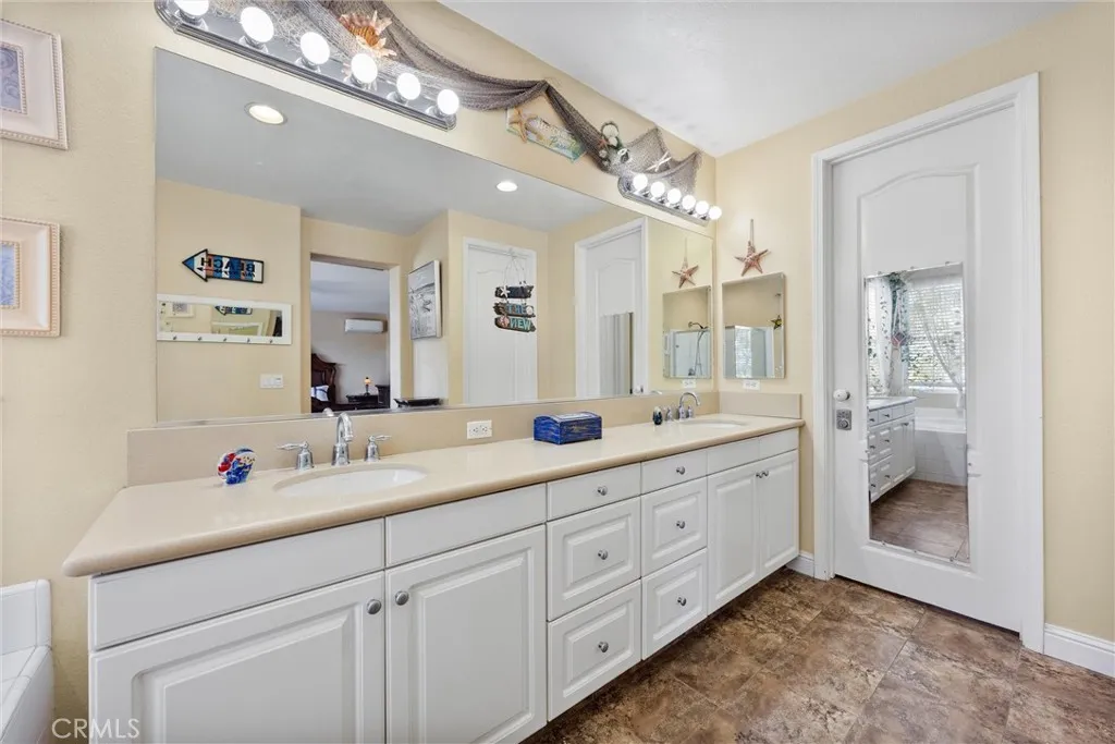 Additional image 78 of 6119 Pilar Way, Bakersfield, CA 93306