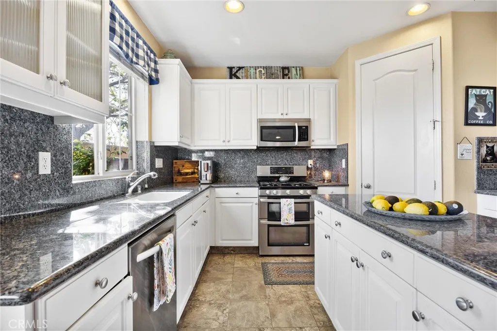 Additional image 65 of 6119 Pilar Way, Bakersfield, CA 93306