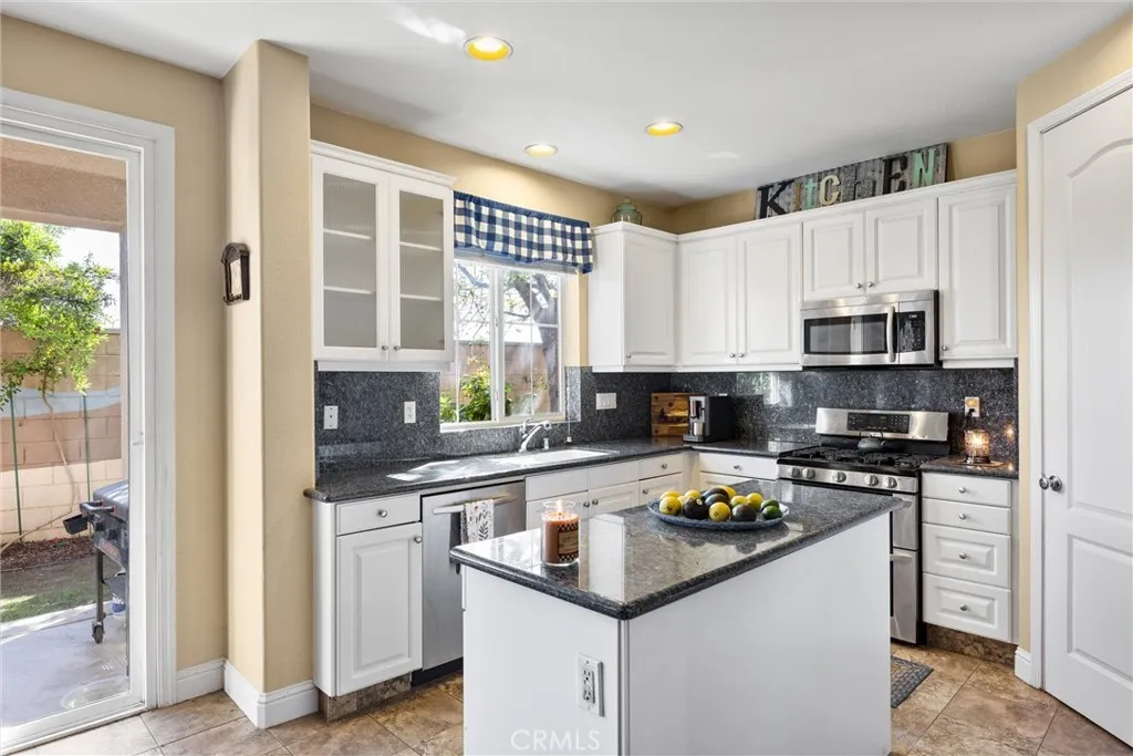 Additional image 67 of 6119 Pilar Way, Bakersfield, CA 93306