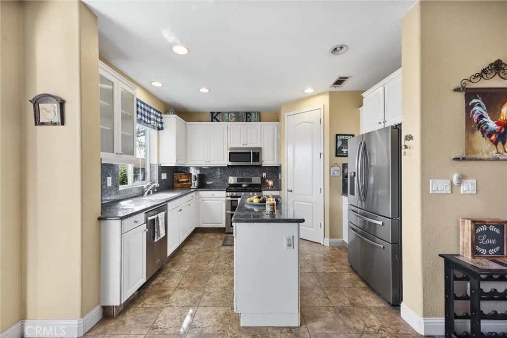 Additional image 15 of 6119 Pilar Way, Bakersfield, CA 93306