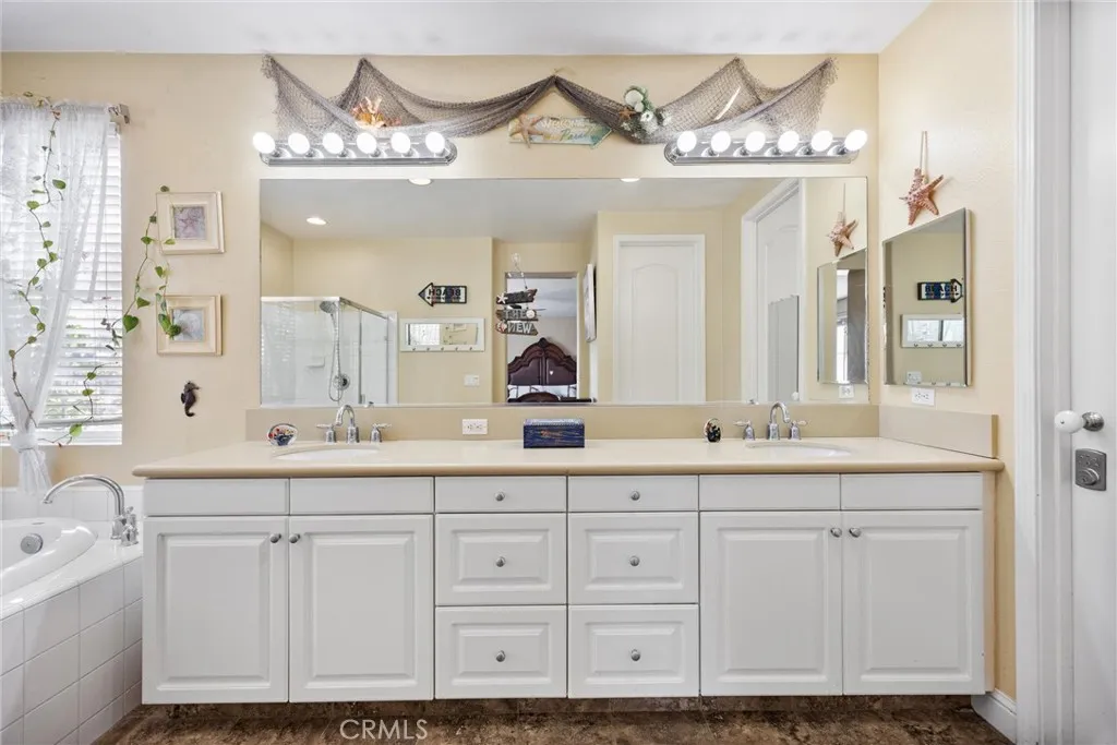 Additional image 77 of 6119 Pilar Way, Bakersfield, CA 93306