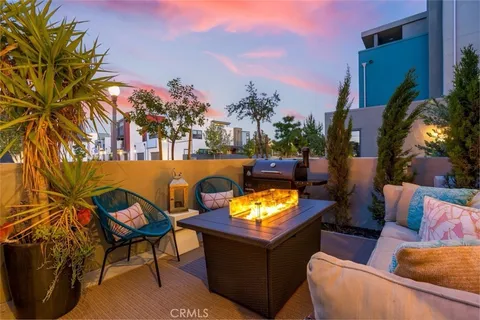 114 Epic, Irvine, CA MLS: OC25072141
