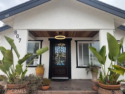 807 N Pearl Avenue, Compton, CA MLS: SB25109370