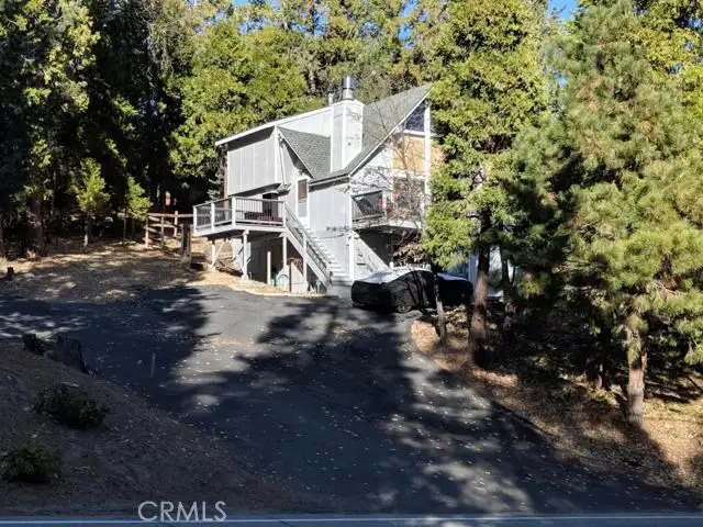 27230 Peninsula Drive, Lake Arrowhead, CA 92352