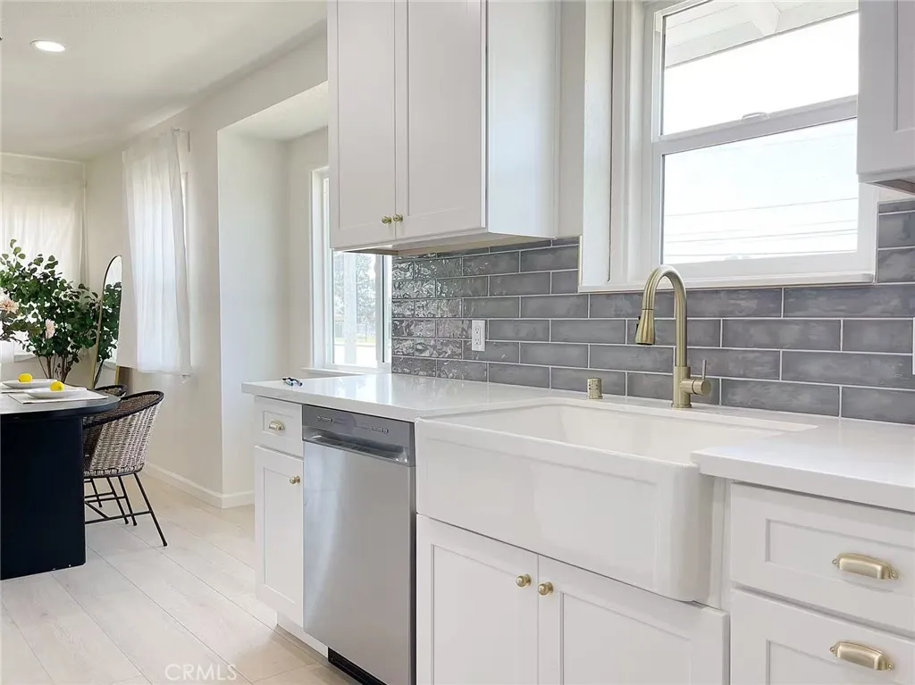 Additional image 37 of 877 W Edna Pl, Covina, CA 91722