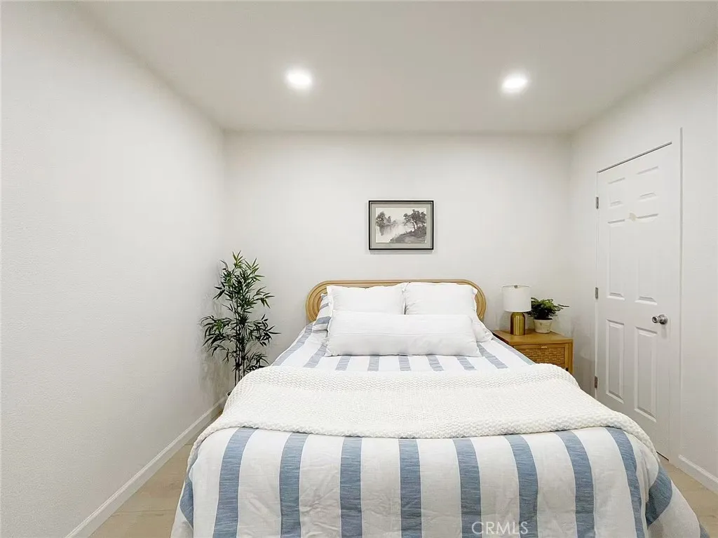 Additional image 20 of 877 W Edna Pl, Covina, CA 91722