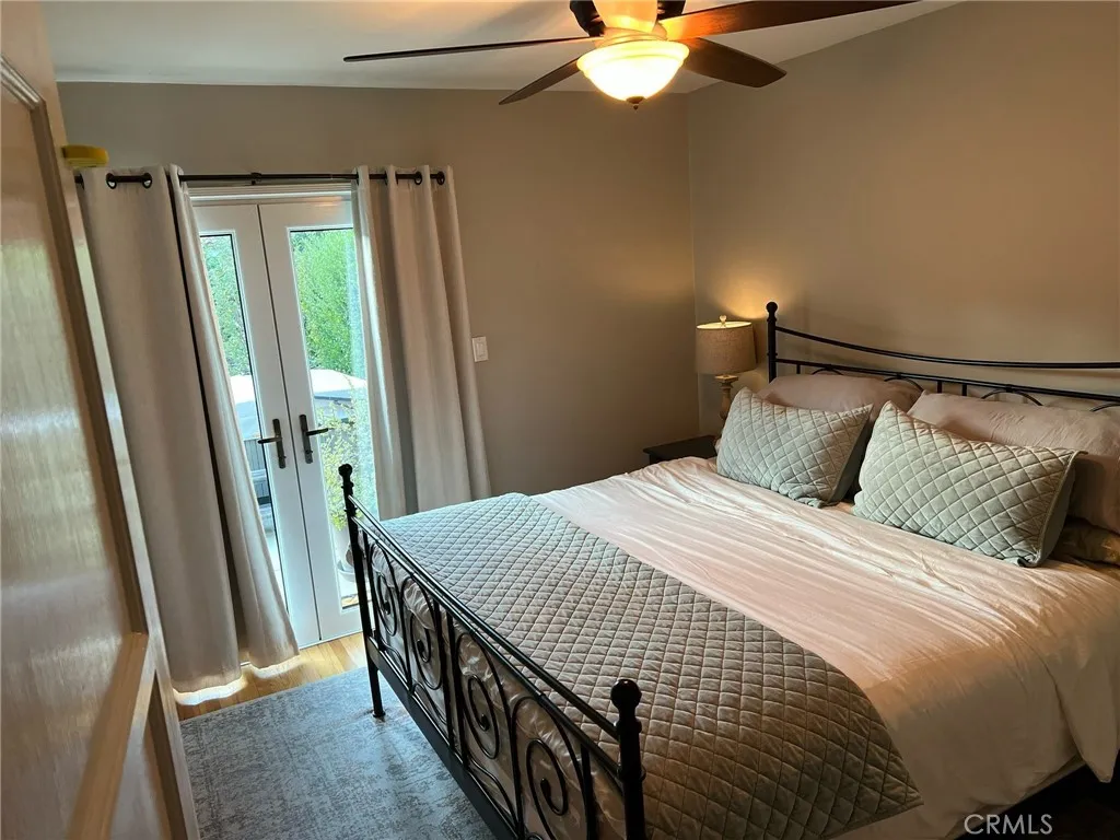 4319 Bel Aire Dr, La Canada Flintridge, CA 91011