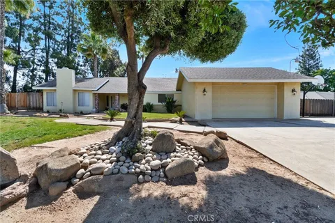 18691 Varden Drive, Madera, CA MLS: MD25097017