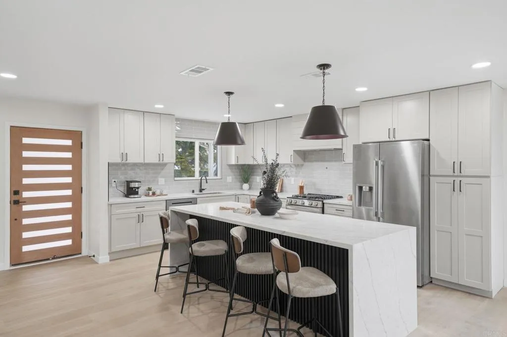 Additional image 48 of 3296 Via Bartolo, San Diego, CA 92111