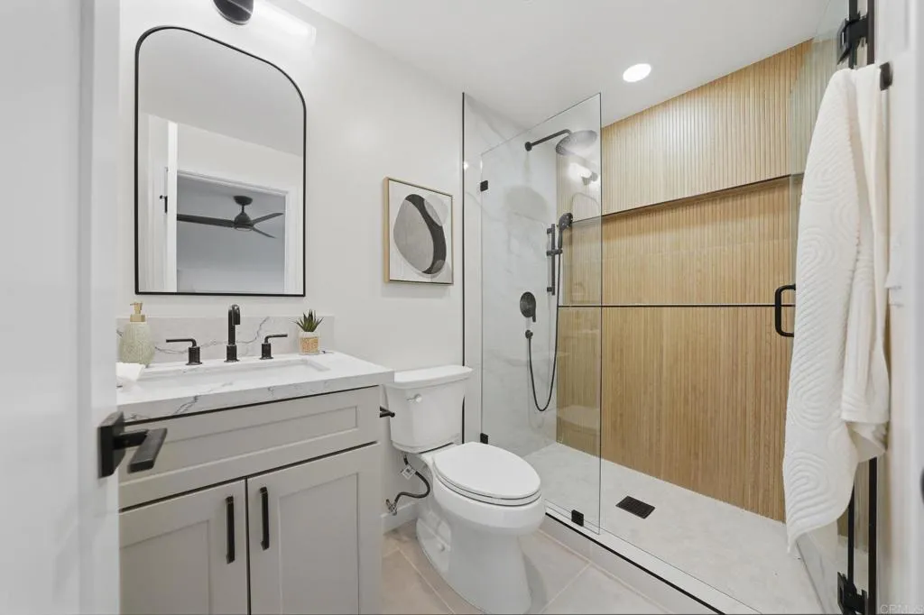 Additional image 56 of 3296 Via Bartolo, San Diego, CA 92111