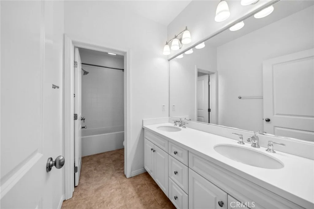 Additional image 17 of 99 Lupari, Irvine, CA 92618