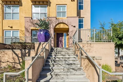 89 E Commonwealth Avenue Unit 1P, Alhambra, CA 91801 - MLS#: PW25010800