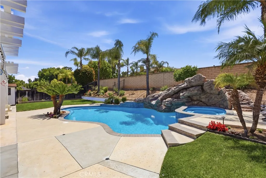 Additional image 108 of 820 Mountain Shadows Dr, Corona, CA 92881