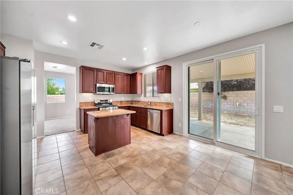 Additional image 16 of 1222 W Avenue H7, Lancaster, CA 93534