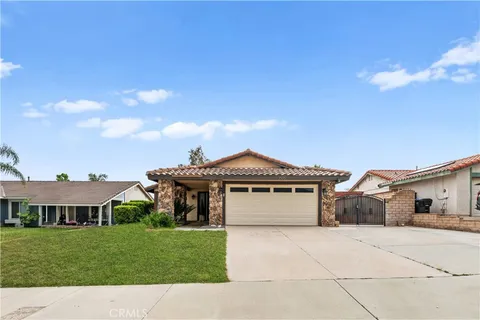 2505 Rosemary Lane, San Bernardino, CA MLS: IV25092558