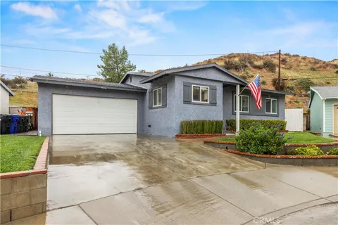 22607 Aguadero Place, Saugus, CA 91350 - MLS#: SR25049096