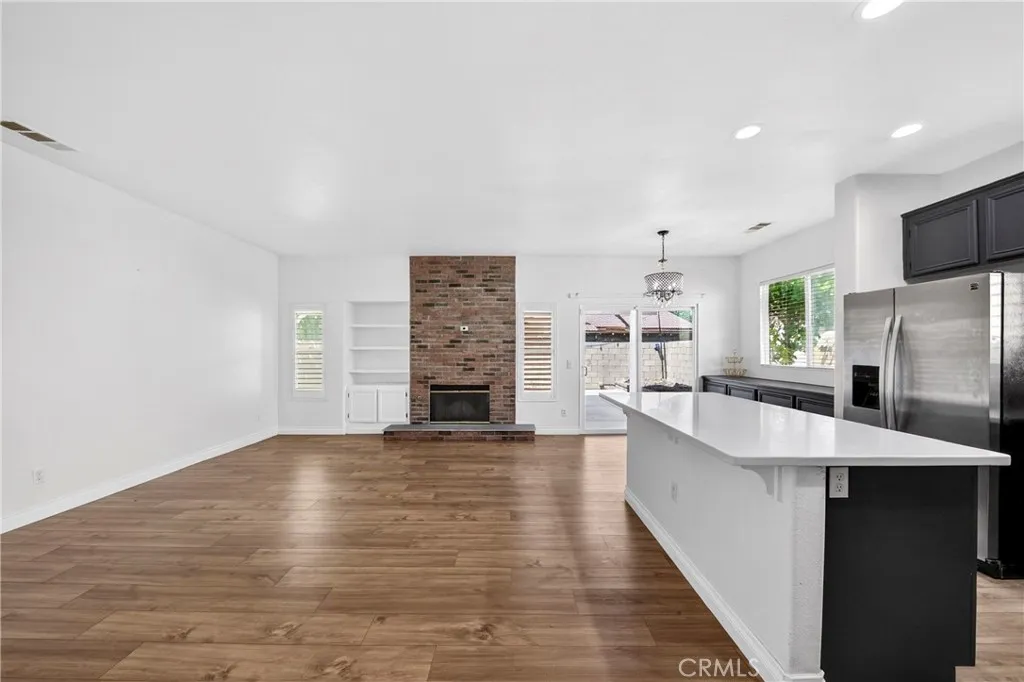 Additional image 11 of 2037 W Avenue H6, Lancaster, CA 93536