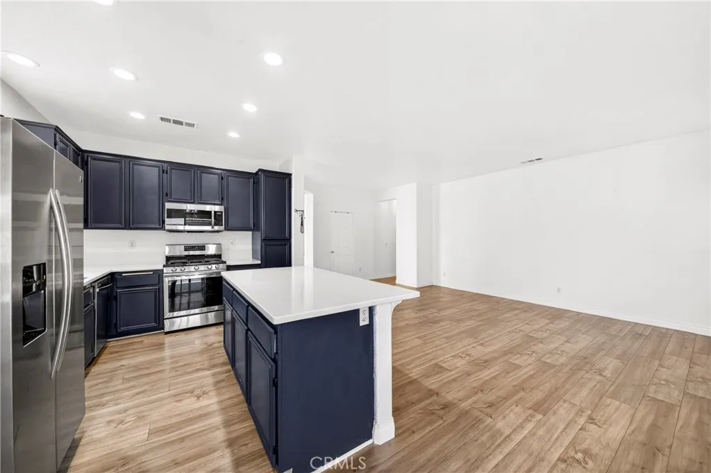 Additional image 14 of 2037 W Avenue H6, Lancaster, CA 93536