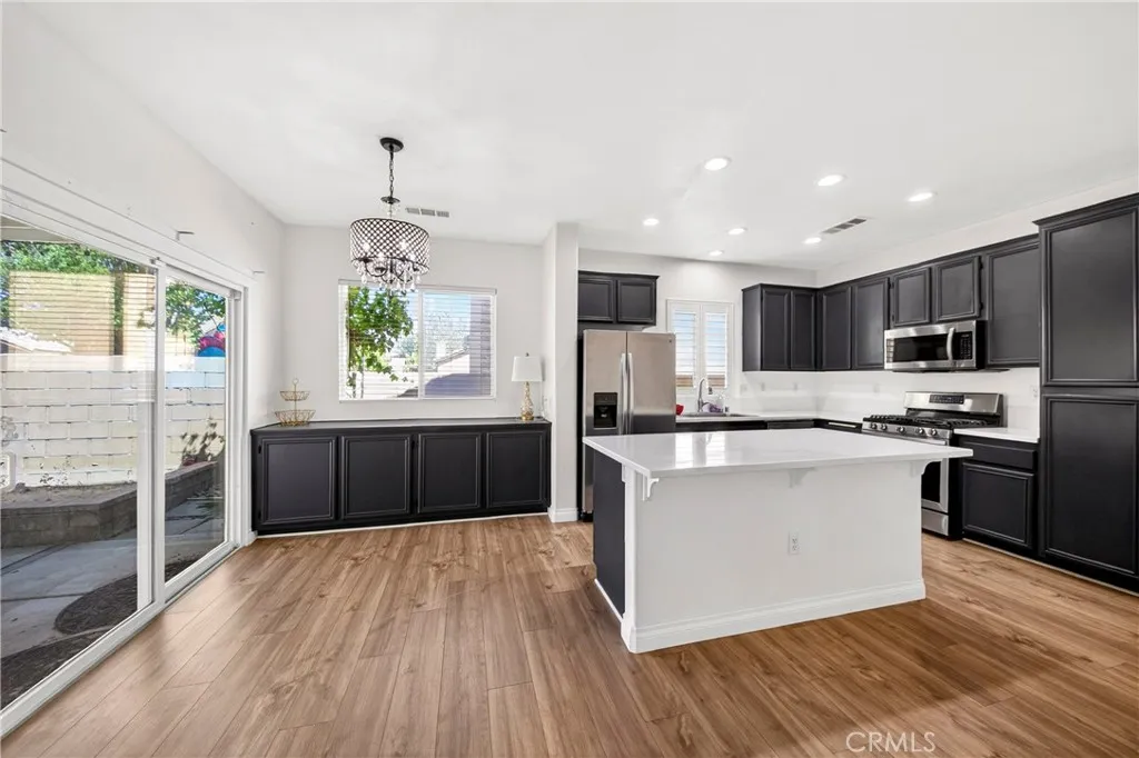 Additional image 13 of 2037 W Avenue H6, Lancaster, CA 93536