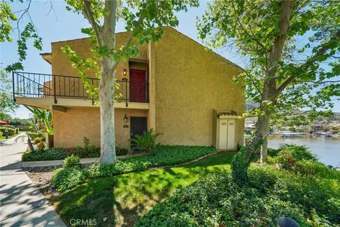 24319 Canyon Lake Drive Unit 10, Canyon Lake, CA 92587 - MLS#: SW25089745