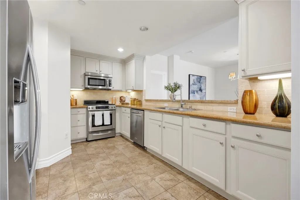 Additional image 7 of 1726 S Bentley Avenue Unit PH3, Los Angeles, CA 90025