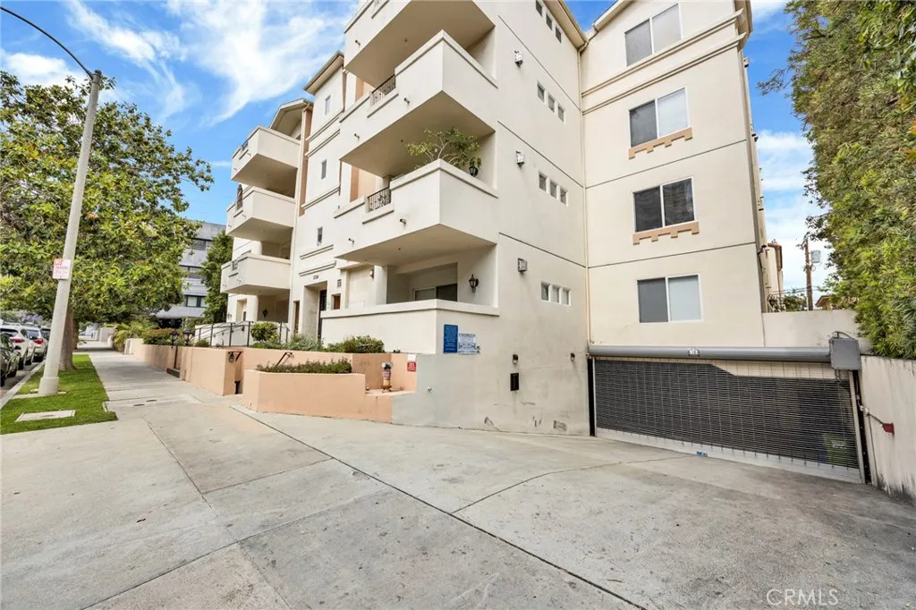 Additional image 61 of 1726 S Bentley Avenue Unit PH3, Los Angeles, CA 90025