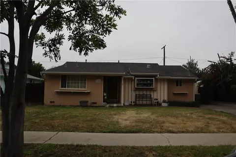 16624 Kelsloan Street, Van Nuys, CA MLS: SR25081425