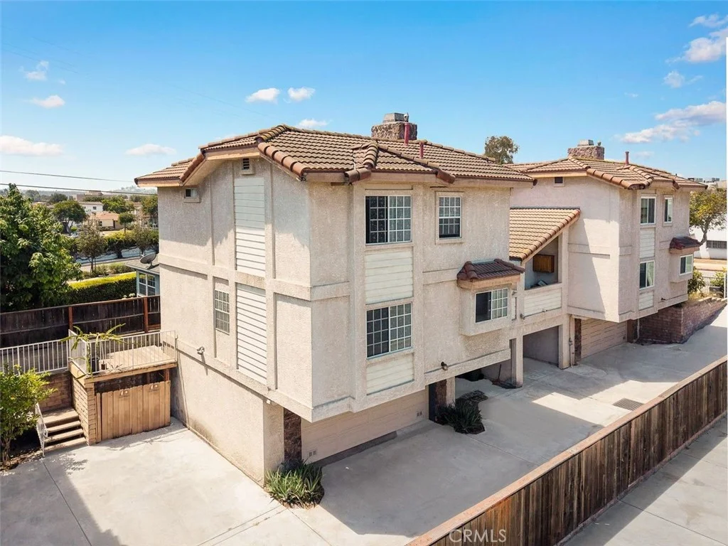 704 S Electric Ave, Alhambra, CA 91803