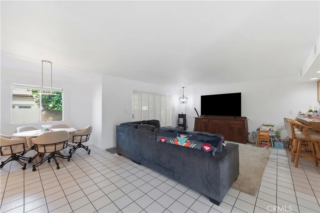 Additional image 8 of 16711 Parthenia Street Unit 2, North Hills, CA 91343
