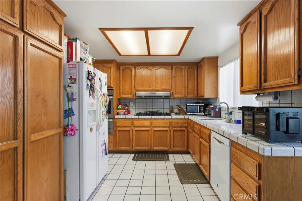 Additional image 37 of 16711 Parthenia Street Unit 2, North Hills, CA 91343
