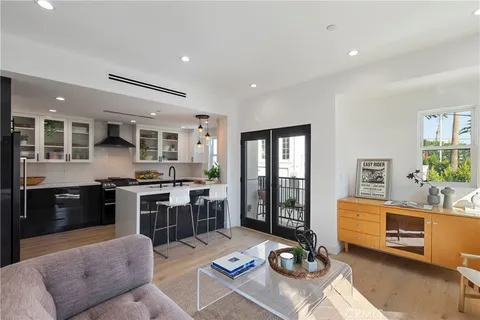 1903 N Stoke Lane, Los Angeles, CA 90068 - MLS#: OC25043174
