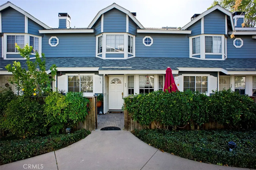 22040 Gault Street Unit 53, Canoga Park, CA 91303