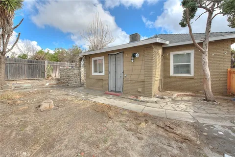9279 Mango Avenue, Fontana, CA 92335 - MLS#: IG25032709