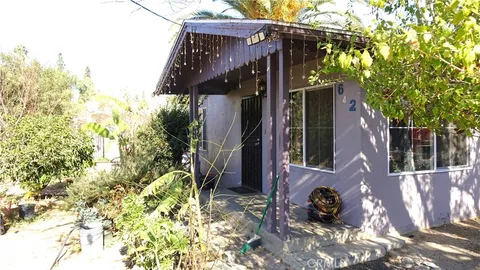 642 N Santa Fe Street, Hemet, CA 92543 - MLS#: CV25011011
