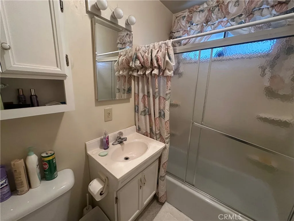 29145 Hook Creek Rd, Cedar Glen, CA 92321
