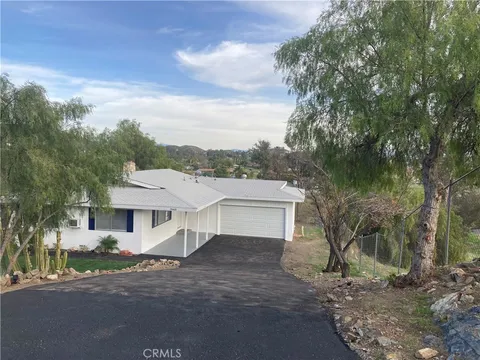 28460 Hampshire Drive, Menifee, CA 92587 - MLS#: SB25088615