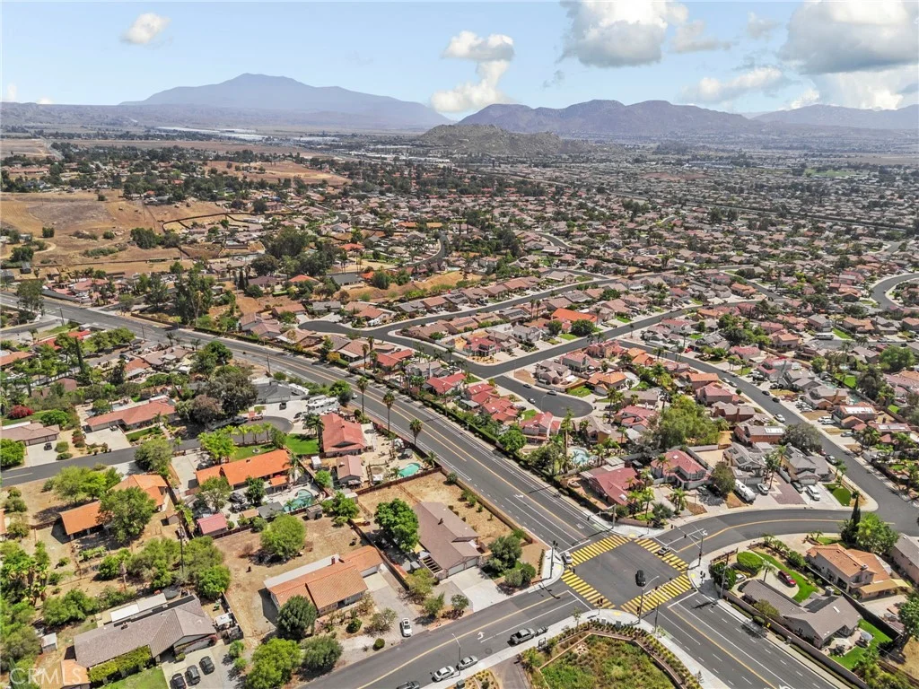 11990 Lasselle Street, Moreno Valley, CA 92557