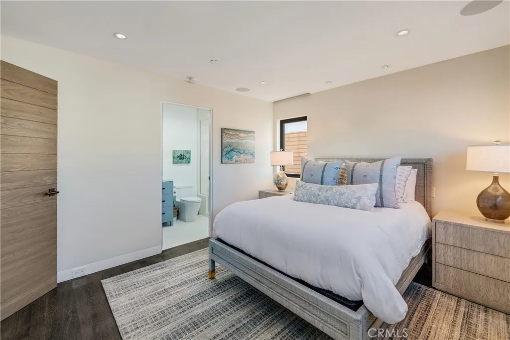 Additional image 39 of 41 21st St, Hermosa Beach, CA 90254