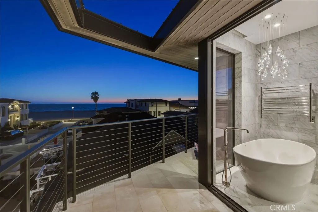 Additional image 112 of 41 21st St, Hermosa Beach, CA 90254