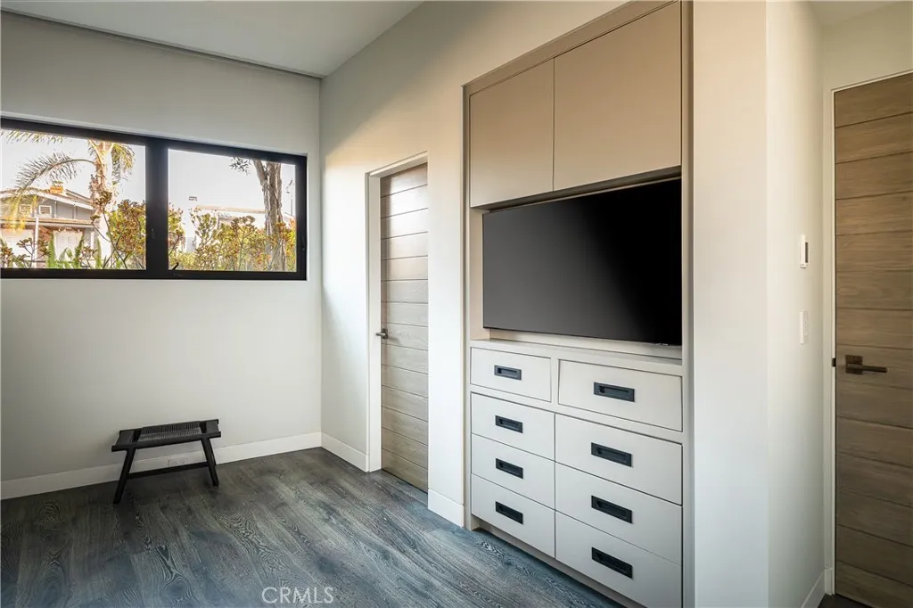 Additional image 139 of 41 21st St, Hermosa Beach, CA 90254