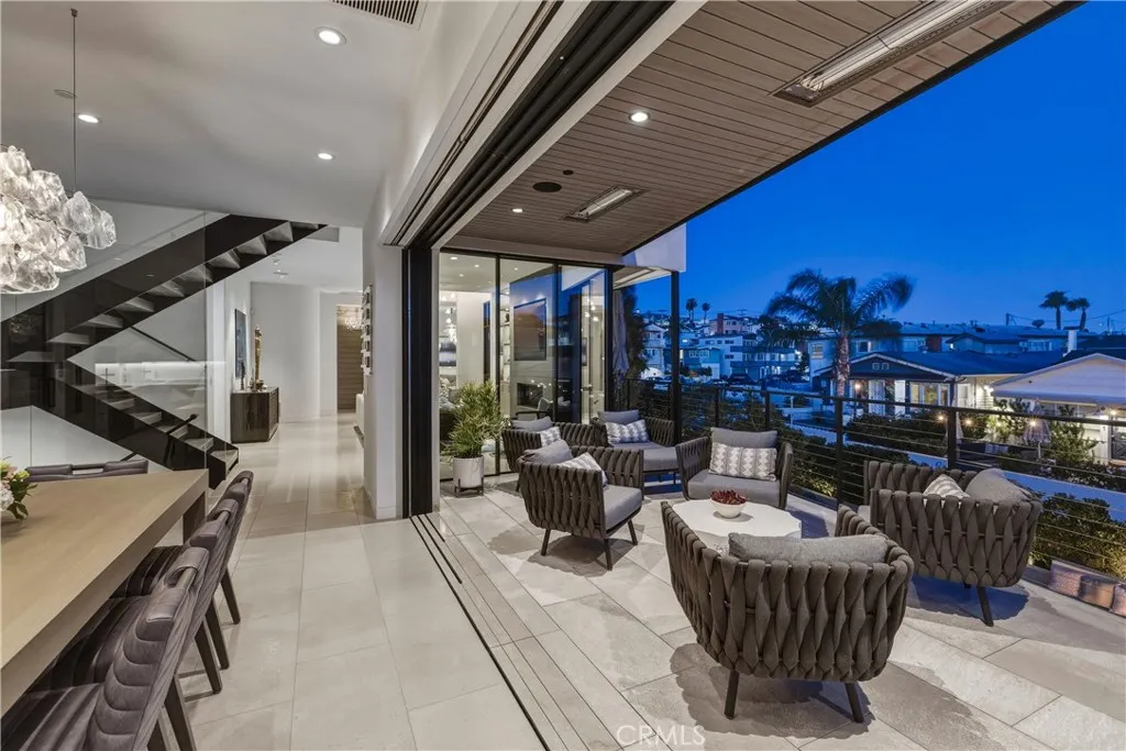 Additional image 90 of 41 21st St, Hermosa Beach, CA 90254