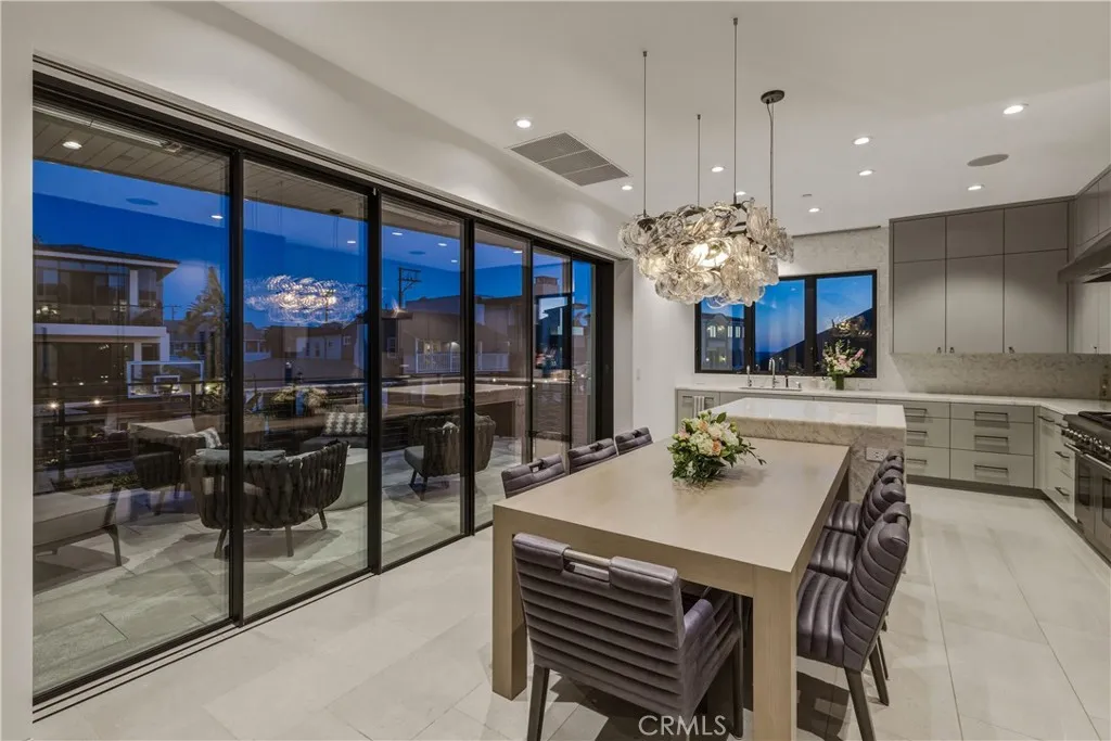 Additional image 14 of 41 21st St, Hermosa Beach, CA 90254