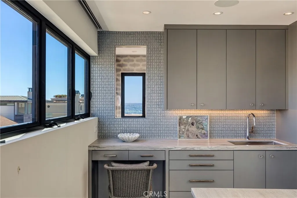 Additional image 120 of 41 21st St, Hermosa Beach, CA 90254
