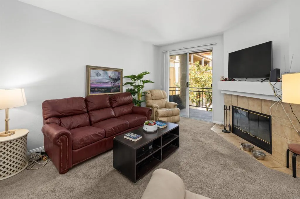 Additional image 9 of 2050 camino de la reina Unit 203, San Diego, CA 92108