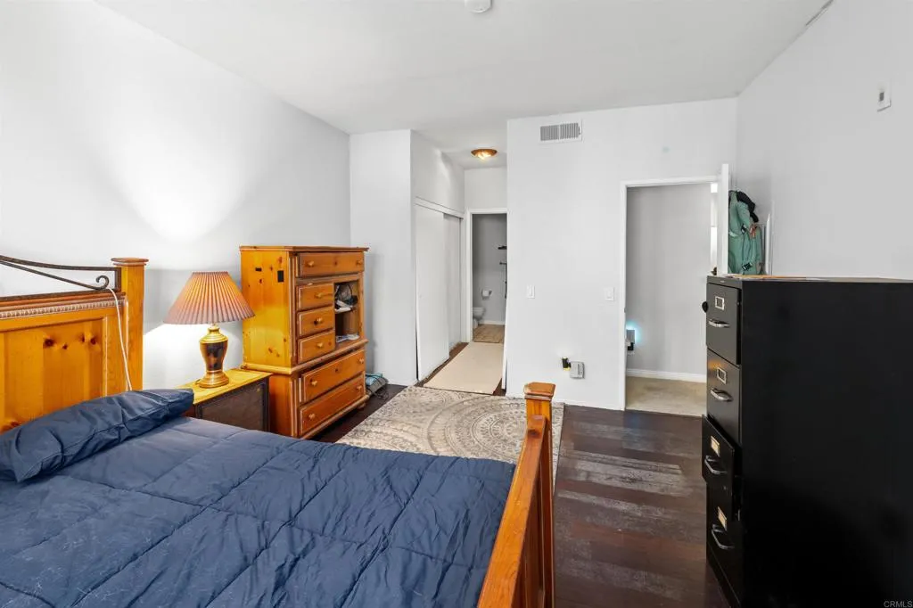 Additional image 17 of 2050 camino de la reina Unit 203, San Diego, CA 92108