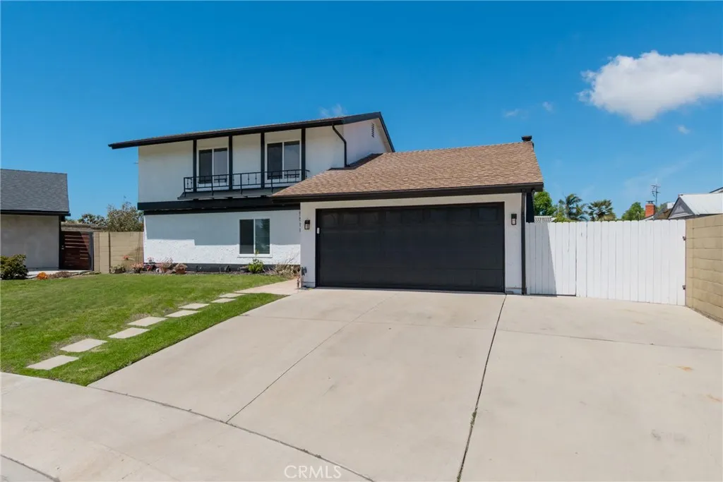 Additional image 3 of 5511 Kern Dr, Huntington Beach, CA 92649