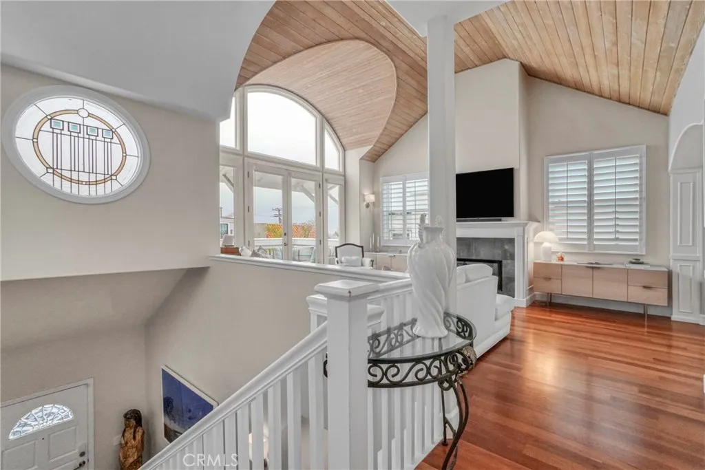 Additional image 32 of 135 33rd, Hermosa Beach, CA 90254