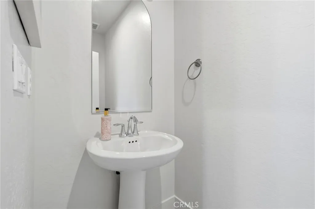 Additional image 85 of 3432 W Good Ave, Visalia, CA 93277