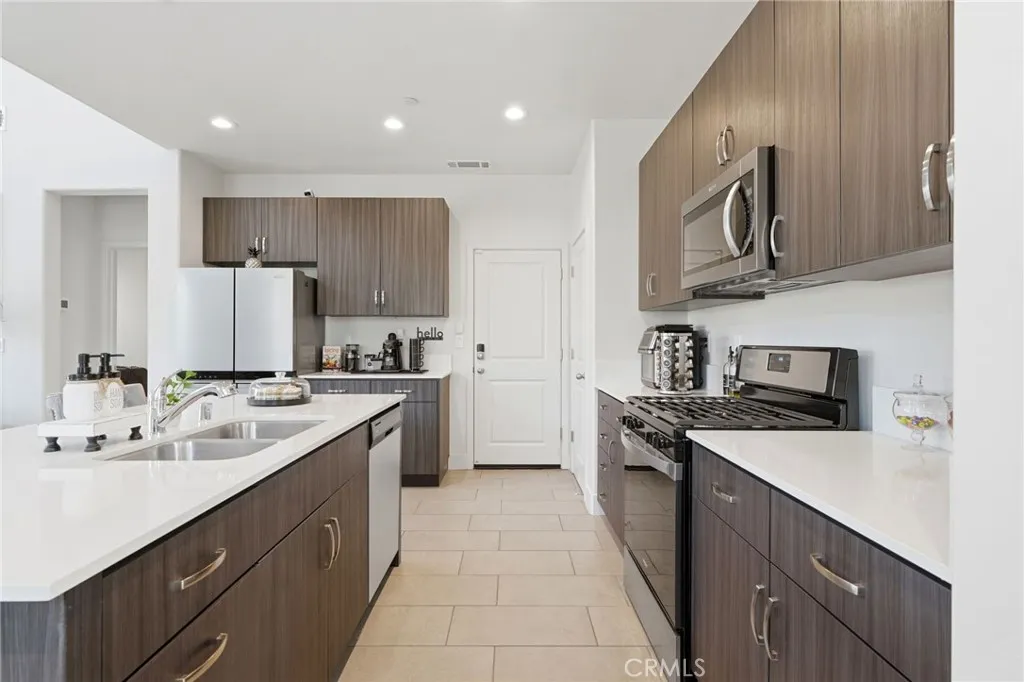 Additional image 101 of 3432 W Good Ave, Visalia, CA 93277